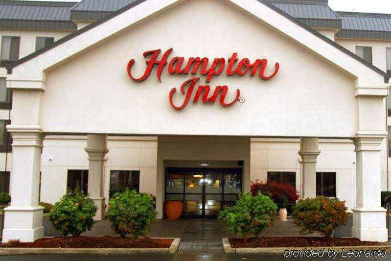 Hampton Inn Eugene Exterior foto